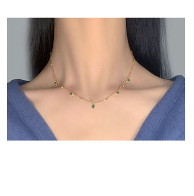 Collar de Zircón Esmeralda con Gota de Agua Generosa - Image 13