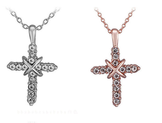 Cadena de Clavícula con Cruz de Jesús Tachonada - Image 10