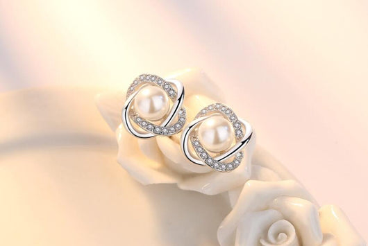 Aretes de Perla Concha con Giro Elegante - Image 12
