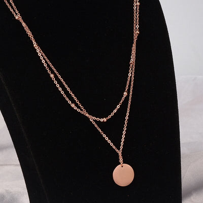 Collar Multicapa de Acero Titanio con Moneda y Perlas para Mujer - Image 11