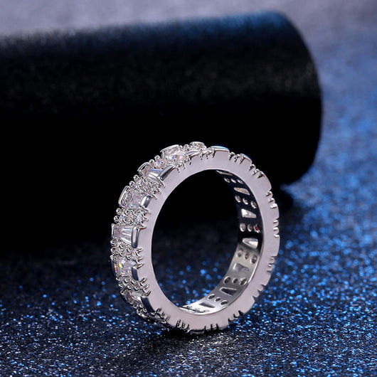 Anillo de Diamantes AA con Circonita Irregular - Image 9