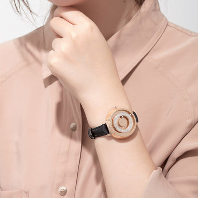 Reloj de Lujo Magnético Dorado para Mujer - Cuarzo Premium - Image 25