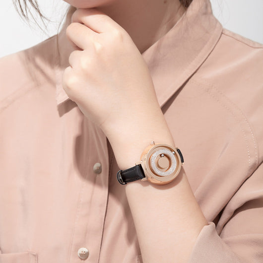 Reloj de Lujo Magnético Dorado para Mujer - Cuarzo Premium - Image 25