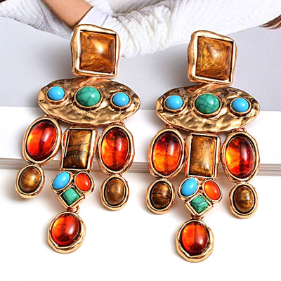 Aretes Barrocos de Piedras Sintéticas - Image 10