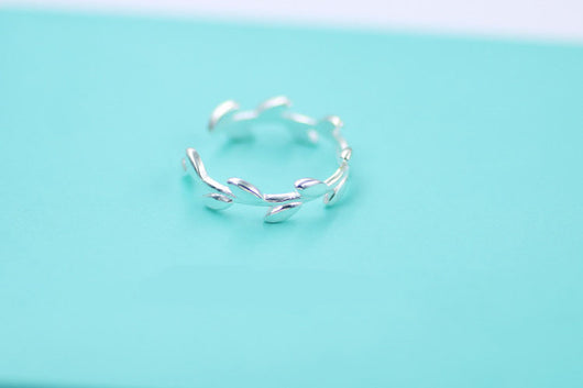 Anillo de Plata con Hoja de Olivo - Diseño Minimalista para Mujer - Image 8