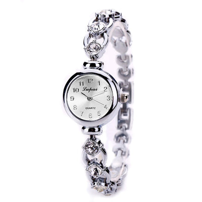 Reloj Elegante para Mujer con Pulsera de Aleación y Perlas - Image 4