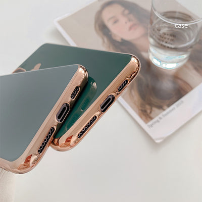 Funda Teléfono Chapado en Oro con Diseño de Amor - Image 5