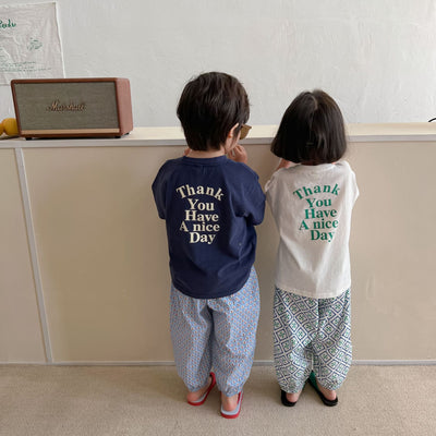 Camiseta Infantil Cuello Redondo con Estampado de Letras - Image 29
