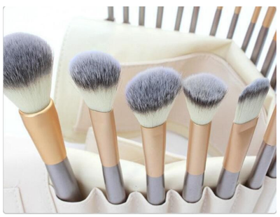 Set de Brochas de Maquillaje Persa Blanco Arroz con Mango Champagne - Image 4