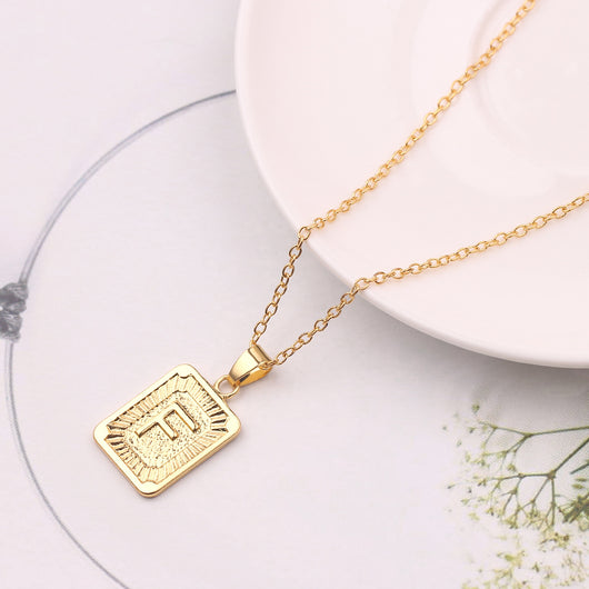 Collar con Dije de Letra del Alfabeto Inglés - Image 62