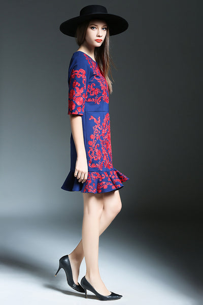 Vestido Ajustado con Falda Sirena - Image 6