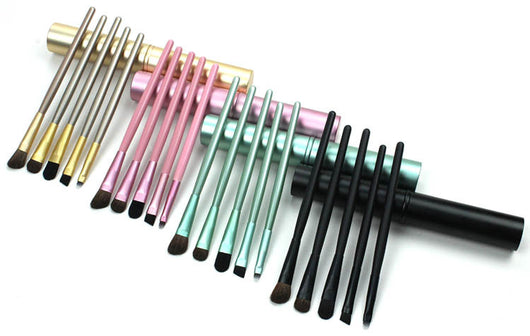 Set de 5 Brochas de Maquillaje Portátiles para Viajes - Image 19