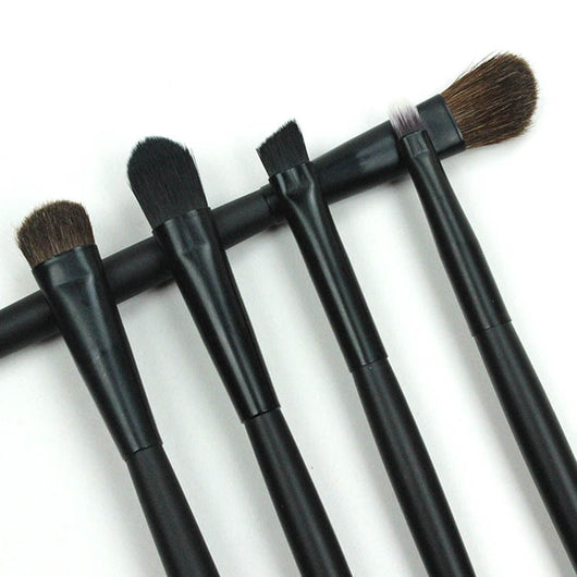 Set de 5 Brochas de Maquillaje Portátiles para Viajes - Image 21