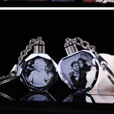 Llavero de Cristal Personalizado con Foto y Luz LED - Regalo Familiar - Image 14