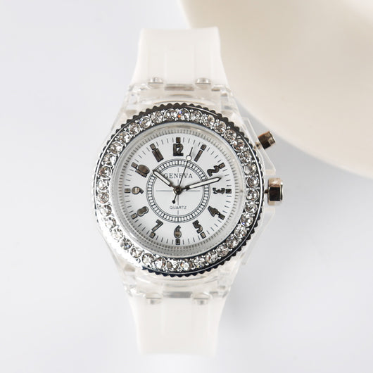 Reloj LED Luminoso Geneva para Mujer con Pulsera de Silicona - Image 30