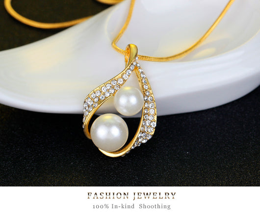 Set de 3 Piezas: Aretes, Collar y Anillo con Perlas - Image 10