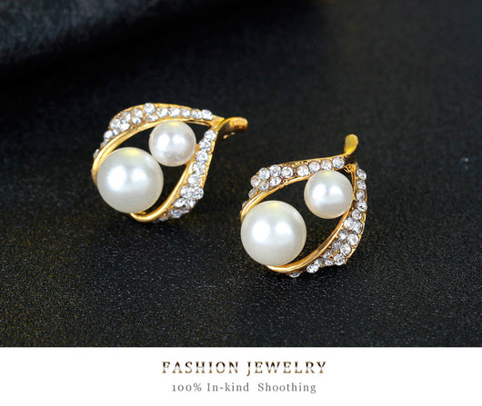 Set de 3 Piezas: Aretes, Collar y Anillo con Perlas - Image 12