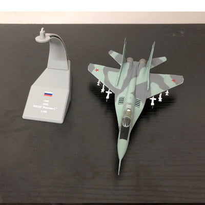 Maqueta de Caza MIG-29 - Réplica Detallada de Colección - Image 9