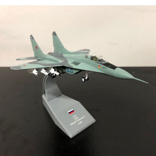 Maqueta de Caza MIG-29 - Réplica Detallada de Colección - Image 19