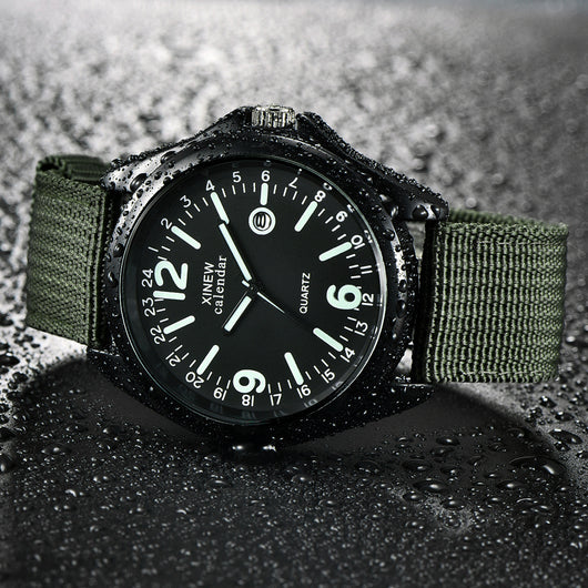 Reloj de Cuarzo para Hombre con Calendario - Image 13