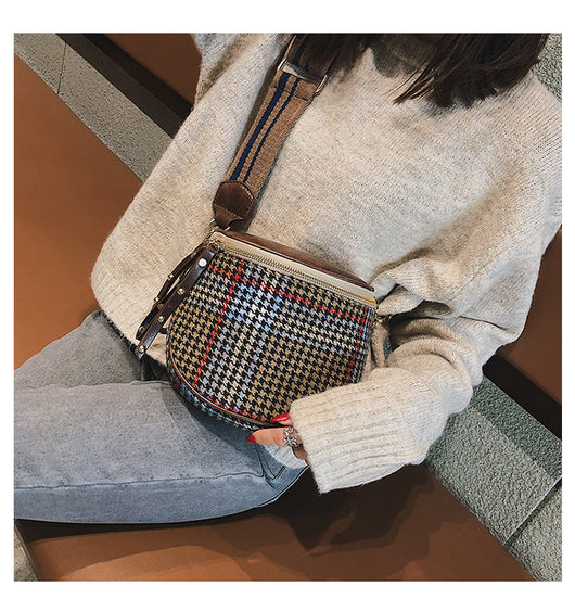 Bolso Bandolera Cuadros con Correa Ancha - Image 15