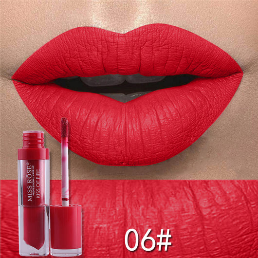 Brillo Labial Mate Larga Duración Anti-Transferencia - Image 16