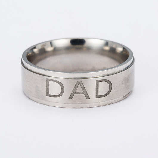 Anillo Sello de Titanio con Inicial Personalizada - Image 13