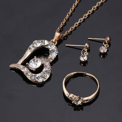 Conjunto de Collar y Aretes de Corazón con Cristales Brillantes - Image 9
