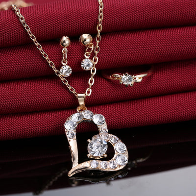 Conjunto de Collar y Aretes de Corazón con Cristales Brillantes - Image 13