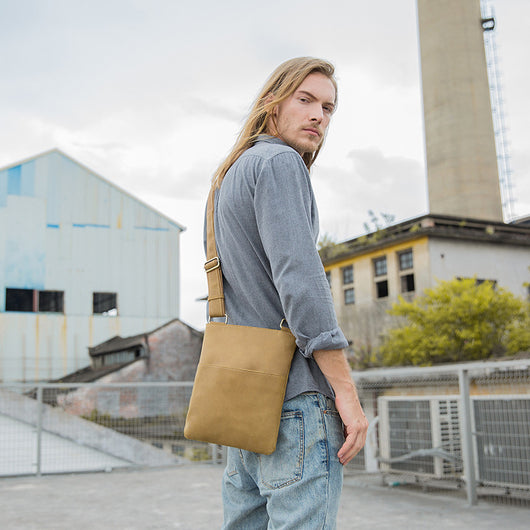 Bolsa Mensajera de Cuero para Hombre - Image 8