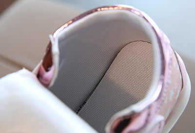 Zapatos Infantiles con Luces LED y Cierre Velcro - Image 21