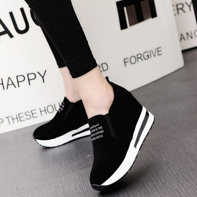 Zapatos de Ante con Punta Redonda y Plataforma Elevada - Image 10