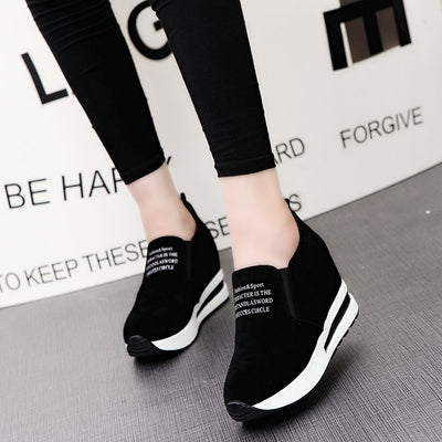 Zapatos de Ante con Punta Redonda y Plataforma Elevada - Image 12