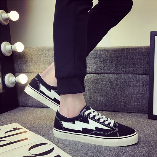 Zapatillas Deportivas con Suela Plana y Tecnología Lightning - Image 22