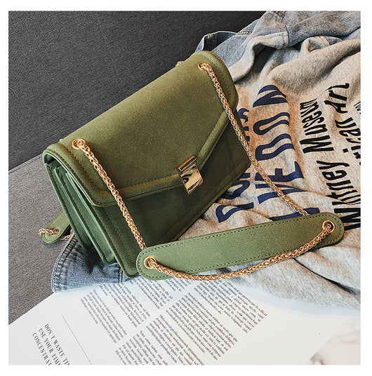 Bolsa Crossbody de Cadena Dorada - Bandolera Elegante - Image 6