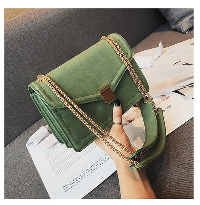 Bolsa Crossbody de Cadena Dorada - Bandolera Elegante - Image 8