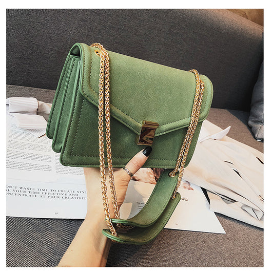 Bolsa Crossbody de Cadena Dorada - Bandolera Elegante - Image 9