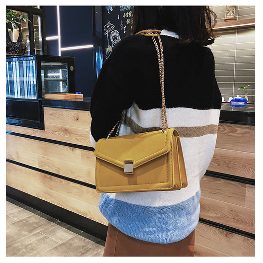 Bolsa Crossbody de Cadena Dorada - Bandolera Elegante - Image 14