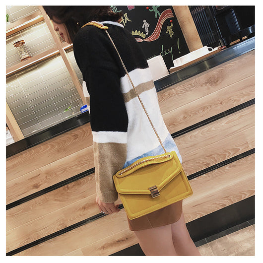 Bolsa Crossbody de Cadena Dorada - Bandolera Elegante - Image 17