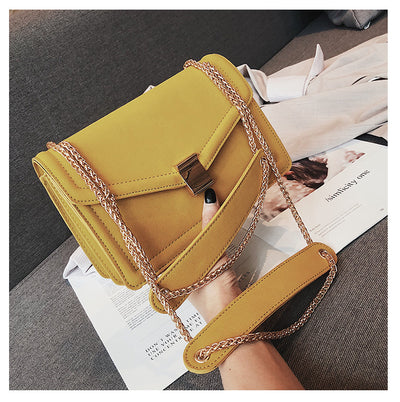 Bolsa Crossbody de Cadena Dorada - Bandolera Elegante - Image 23