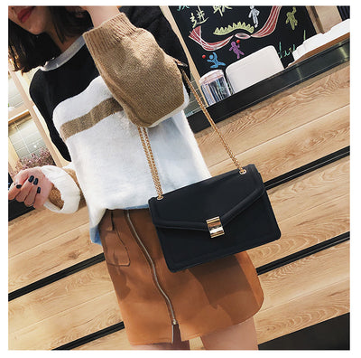 Bolsa Crossbody de Cadena Dorada - Bandolera Elegante - Image 27