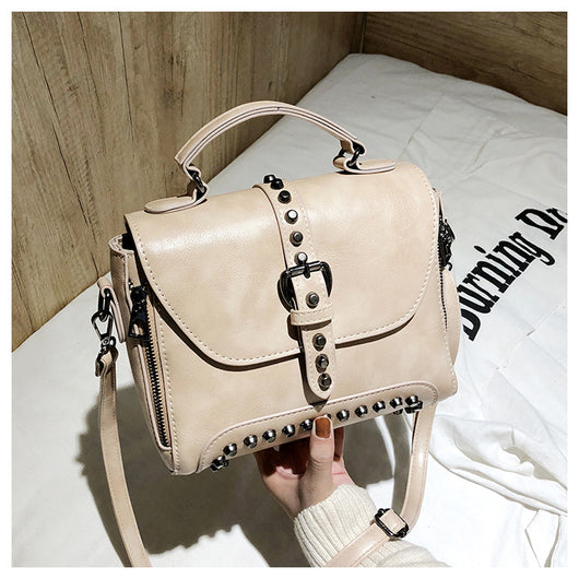 Bolso Vintage con Remaches - Image 42