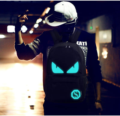 Mochila de Ocio Exterior con Carga USB y Luz Integrada - Image 12