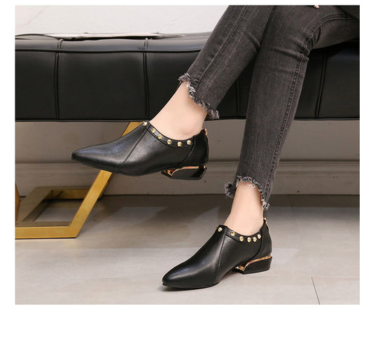 Zapatos Casuales para Mujer con Punta Afilada y Remaches de Moda - Image 10