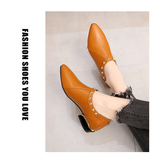 Zapatos Casuales para Mujer con Punta Afilada y Remaches de Moda - Image 11