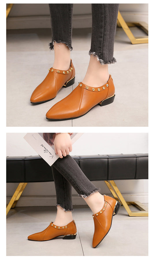 Zapatos Casuales para Mujer con Punta Afilada y Remaches de Moda - Image 12