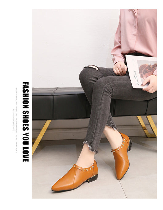 Zapatos Casuales para Mujer con Punta Afilada y Remaches de Moda - Image 13