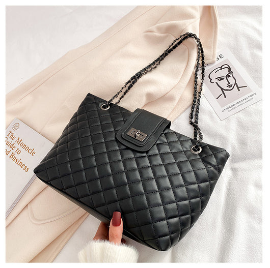 Bolsa de Hombro Grande con Cadena Dorada - Estilo Trendy Multiusos - Image 22