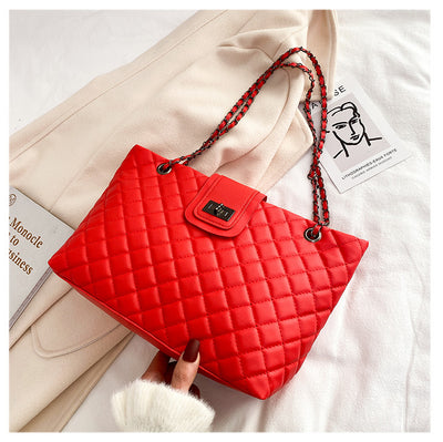 Bolsa de Hombro Grande con Cadena Dorada - Estilo Trendy Multiusos - Image 23