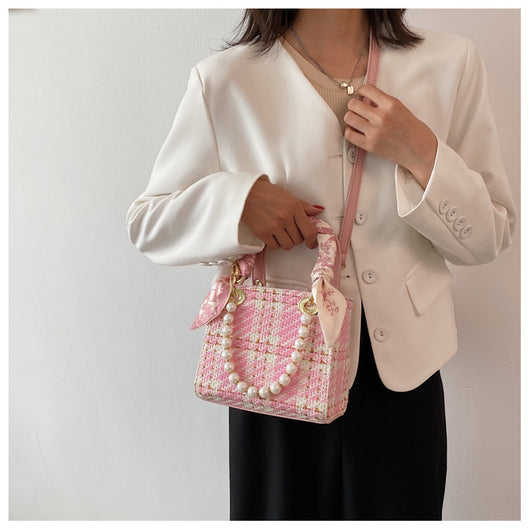 Bolso Diagonal Elegante con Perla y Diseño Asimétrico - Image 17